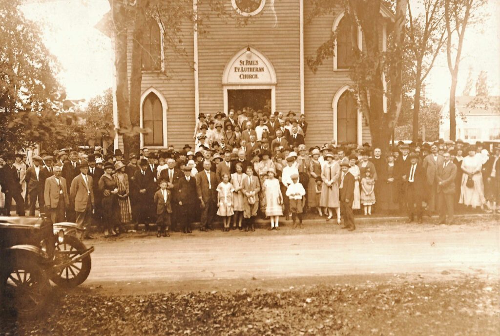 St. Paul's early 1900s congregation